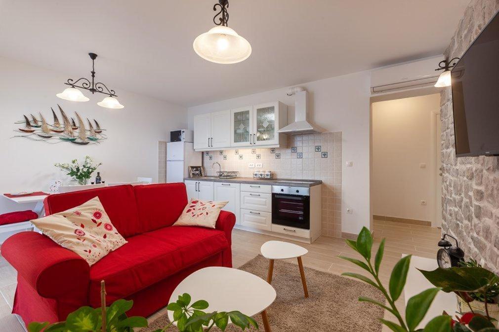Apartmani Mirona - Tucepi Tučepi Exterior foto