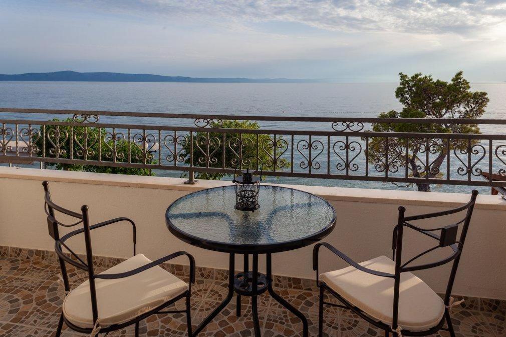 Apartmani Mirona - Tucepi Tučepi Exterior foto